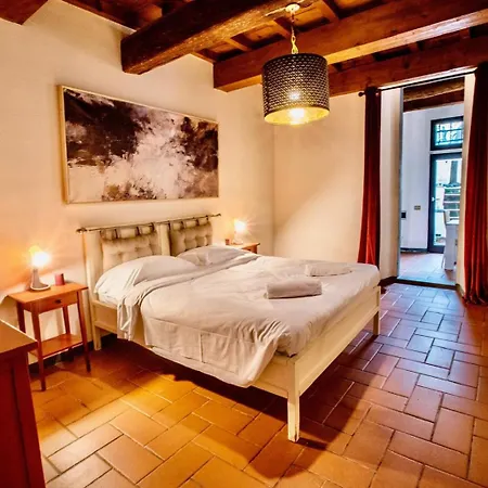 Agnolo Apartament, 2bdr-2bth- Centro Corte Privata Apartman Firenze